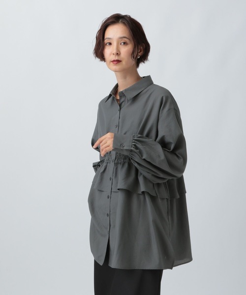 LEPSIM（レプシィム）の「ウエストフリルシャーリングブラウス　581672（シャツ/ブラウス・レディース・ストライプ/ベージュ/チャコールグレー/オフホワイト・FREE）」の6枚目の写真