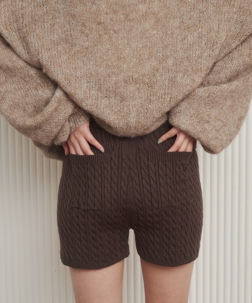 REMOON（リムーン）の「ケーブル柄ニットショートパンツ（その他パンツ・レディース・オフホワイト/ブラック/ブラウン・FREE）」の9枚目の写真