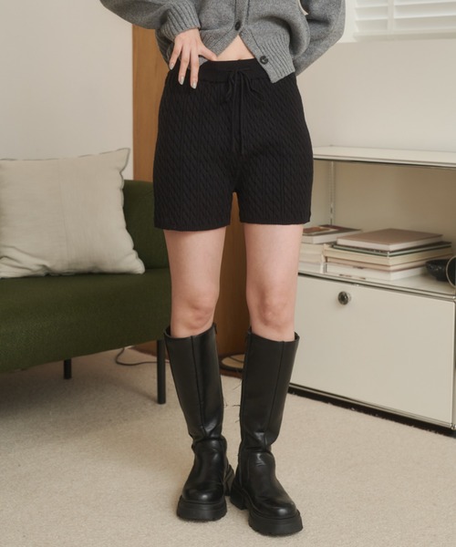 REMOON（リムーン）の「ケーブル柄ニットショートパンツ（その他パンツ・レディース・オフホワイト/ブラック/ブラウン・FREE）」の18枚目の写真