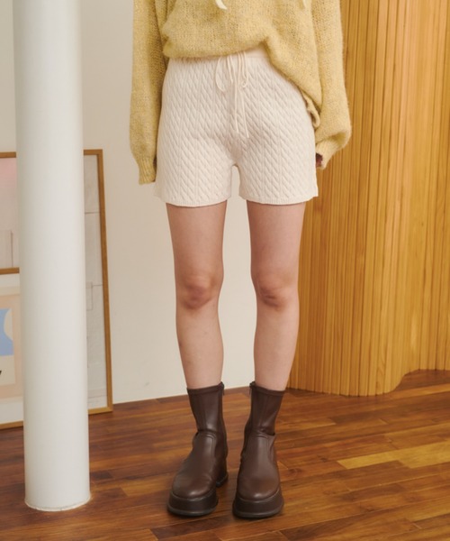 REMOON（リムーン）の「ケーブル柄ニットショートパンツ（その他パンツ・レディース・オフホワイト/ブラック/ブラウン・FREE）」の17枚目の写真
