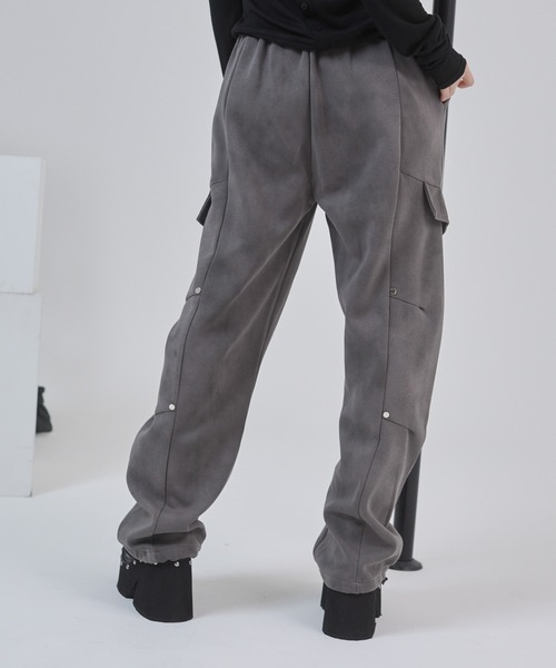 ENVYM（アンビー）の「リベットウォッシュスウェットパンツ（スウェットパンツ・レディース・グレー/ブラック・FREE）」の5枚目の写真