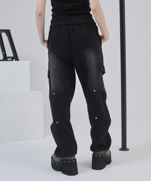 ENVYM（アンビー）の「リベットウォッシュスウェットパンツ（スウェットパンツ・レディース・グレー/ブラック・FREE）」の16枚目の写真