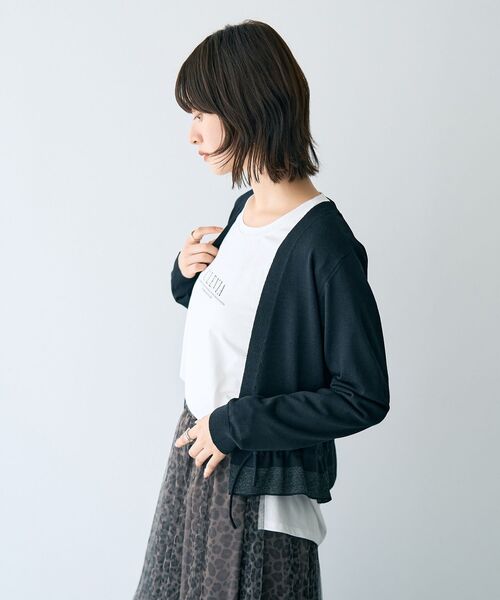 YECCA VECCA（イェッカヴェッカ）の「ラウンドヘム長袖ロゴTee（Tシャツ/カットソー・レディース・オフホワイト/シルバー・FREE）」の7枚目の写真