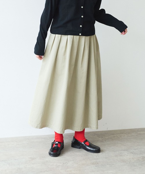 bulle de savon（ビュルデサボン）の「《early spring》チノクロス tuck スカート（スカート・レディース・ベージュ/オフホワイト・FREE）」の4枚目の写真