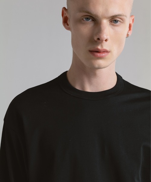 CINOH(チノ)の「COTTON JERSEY LONG SLEEVE T-SHIRT(Tシャツ/カットソー・メンズ・ホワイト/ブラック・46/48)」の9枚目の写真