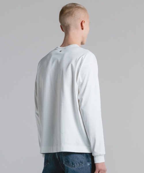 CINOH(チノ)の「COTTON JERSEY LONG SLEEVE T-SHIRT(Tシャツ/カットソー・メンズ・ホワイト/ブラック・46/48)」の16枚目の写真