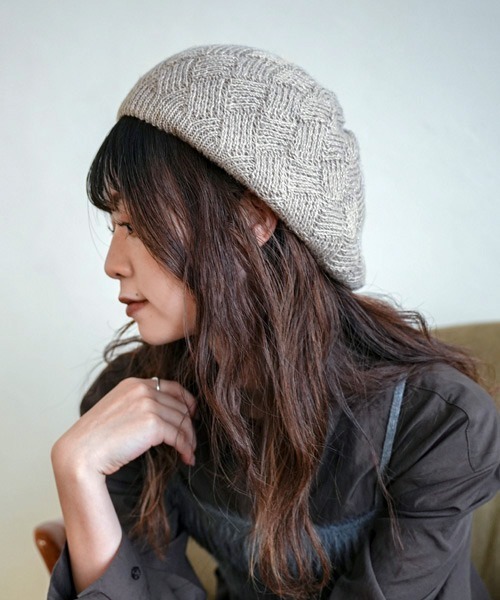 Ruben(ルーベン)の「CROSS KNIT BERET/クロスニット ベレー帽(ハンチング/ベレー帽・レディース・グレー/ブラック/ベージュ/ピンク・FREE)」の1枚目の写真