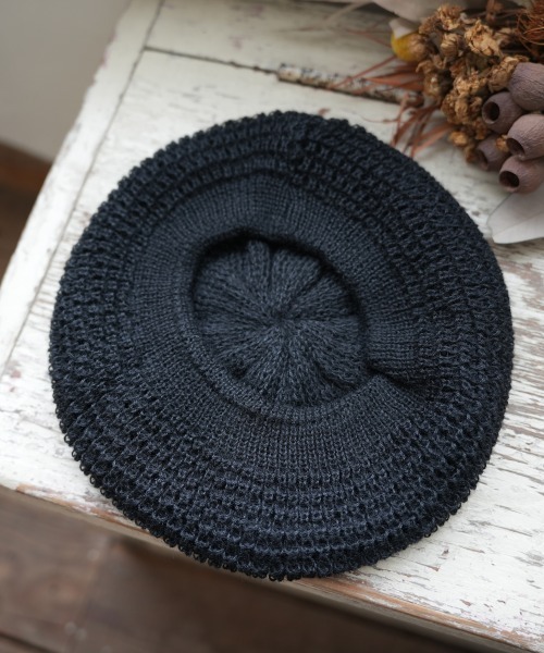 Ruben(ルーベン)の「CROSS KNIT BERET/クロスニット ベレー帽(ハンチング/ベレー帽・レディース・グレー/ブラック/ベージュ/ピンク・FREE)」の8枚目の写真