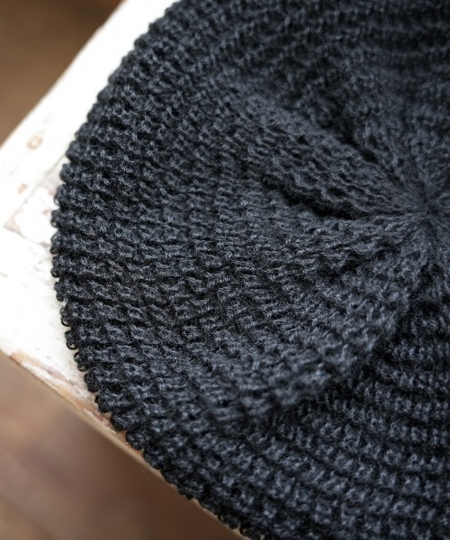 Ruben(ルーベン)の「CROSS KNIT BERET/クロスニット ベレー帽(ハンチング/ベレー帽・レディース・グレー/ブラック/ベージュ/ピンク・FREE)」の6枚目の写真