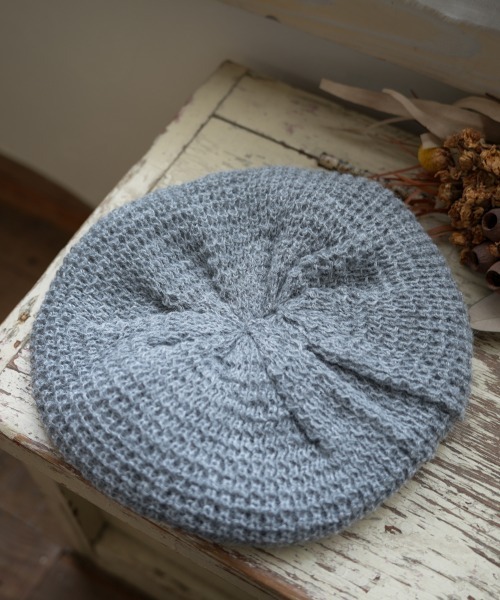 Ruben(ルーベン)の「CROSS KNIT BERET/クロスニット ベレー帽(ハンチング/ベレー帽・レディース・グレー/ブラック/ベージュ/ピンク・FREE)」の11枚目の写真