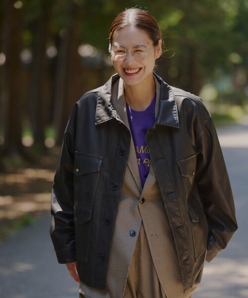 Kastane（カスタネ）の「【UNISEX/2サイズ展開】クルーザージャケット（その他アウター・レディース・ブラウン/ブラック・1/2）」の3枚目の写真