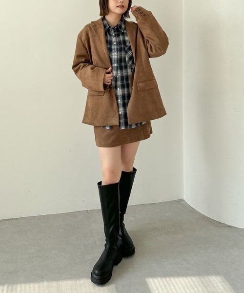 archives（アルシーヴ）の「【ＳＥＴＵＰ対応】スウェードテーラードジャケット（テーラードジャケット・レディース・キャメル/ブラウン・MEDIUM）」の15枚目の写真