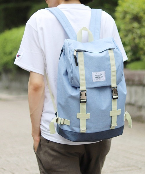 RiNc (リンク)の「【 PRODUCTY WARRANTY / プロダクティー 】 ダブル ベルト フラップ カジュアル リュック(バックパック/リュック・メンズ・ブラック×ホワイト/ネイビー/チャコールグレー×ブラック/ブラック/グレー/グレー系その他/ブラック系その他/ホワイト系その他/ブルー系その他/ブラック系その他2/レッド/オリーブ/サックスブルー/ブラック系その他3・FREE)」の12枚目の写真