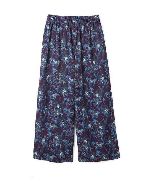 le cercle ADAM ET ROPE'(ルセルクルアダムエロペ)の「ニュアンスフラワープリントワイドパンツ(その他パンツ・レディース・パープル系/ブラック系・FREE)」の14枚目の写真