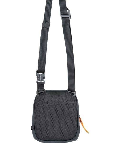 MYSTERY RANCH（ミステリーランチ）の「MYSTERY RANCH/ミステリーランチ　DISTRICT 2 ディストリクト2（ショルダーバッグ・メンズ・ブラック・F）」の4枚目の写真