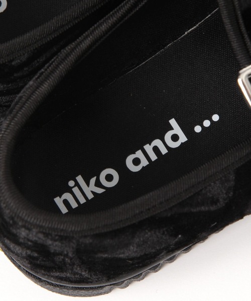 niko and...(ニコアンド)の「オリジナルワイドストラップスニーカー(スニーカー・レディース・ブラック/ベージュ・SMALL/MEDIUM/LARGE)」の14枚目の写真