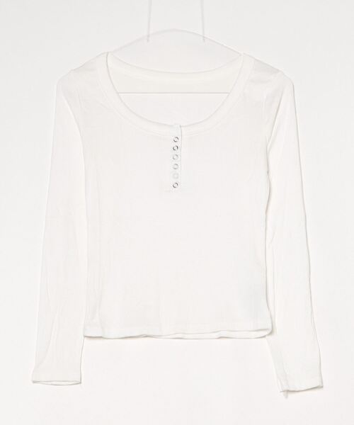 gossip!ロサンゼルス(ゴシップロサンゼルス)の「YUGA フロントボタン ラウンドネックトップス(Tシャツ/カットソー・レディース・ホワイト/グレー・FREE)」の20枚目の写真