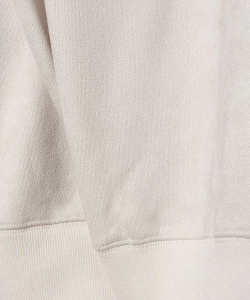 JEANASIS(ジーナシス)の「スエードライクオフショルプルオーバー/599648(スウェット・レディース・ブラウン/オフホワイト/ブラック・FREE)」の9枚目の写真