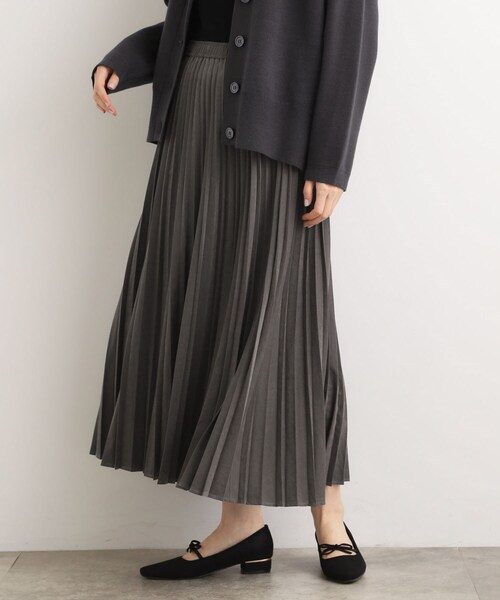 grove（グローブ）の「すっきり見えて、やさしく揺れる。大人のスエードライクプリーツスカート（スカート・レディース・ブラウン系その他/ピンク/ライトグレー/ダークグレー/ナチュラル/ワイン系2・03/02/04/01/05）」の4枚目の写真