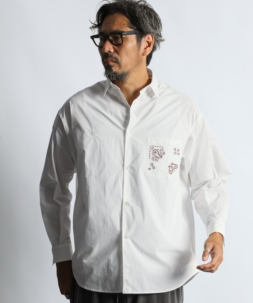 The DUFFER of ST.GEORGE(ザダファーオブセントジョージ)の「ELEPHANT BRAND×DUFFER EMBROIDERY SHIRT :エレファントブランド別注 バンダナ刺繍 シャツ(シャツ/ブラウス・メンズ・ホワイト/ブラック・X-LARGE/LARGE/MEDIUM/SMALL)」の2枚目の写真