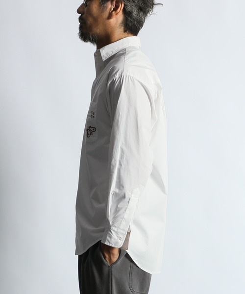 The DUFFER of ST.GEORGE(ザダファーオブセントジョージ)の「ELEPHANT BRAND×DUFFER EMBROIDERY SHIRT :エレファントブランド別注 バンダナ刺繍 シャツ(シャツ/ブラウス・メンズ・ホワイト/ブラック・X-LARGE/LARGE/MEDIUM/SMALL)」の6枚目の写真