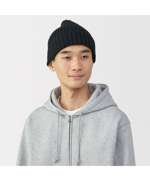 無印良品（ムジルシリョウヒン）の「おでこのチクチクを抑えたメリノウール混　ワッチ（ニットキャップ/ビーニー・レディース・チャコールグレー/グレー/カーキ/アイボリー/ブラック/ダークベージュ・55-59cm）」の15枚目の写真