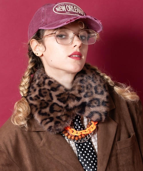 an meets zakka(アンミツザッカ)の「an meets zakka ショートファー付け襟マフラー(マフラー・レディース・ベージュ/グレー/ホワイト/レオパード/ブラック・ONESIZE)」の5枚目の写真