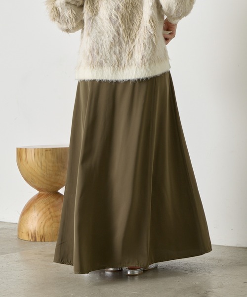 Jena espace merveilleux(ジェナ エスパスメルヴェイユ)の「パターンフレアスカート(スカート・レディース・サンドベージュ/カーキ・マルチサイズ)」の18枚目の写真