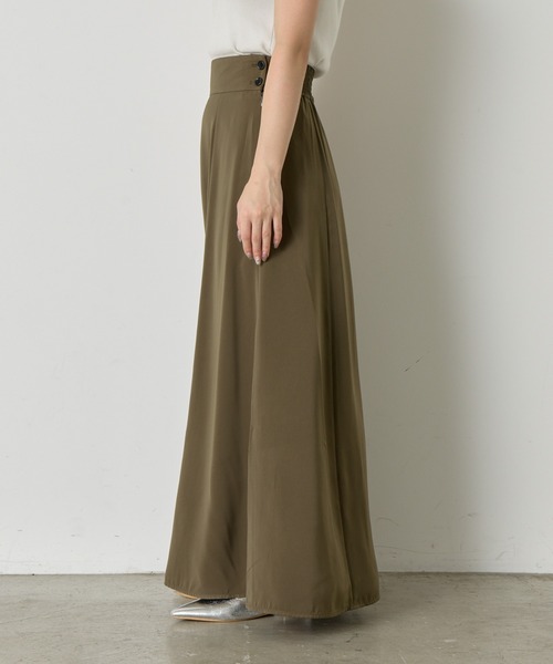 Jena espace merveilleux(ジェナ エスパスメルヴェイユ)の「パターンフレアスカート(スカート・レディース・サンドベージュ/カーキ・マルチサイズ)」の17枚目の写真