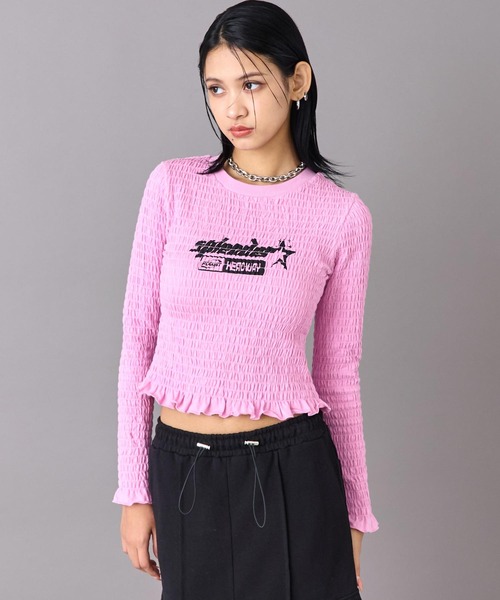 ANAP(アナップ)の「ギャザー シャーリング ロング スリーブ トップス(Tシャツ/カットソー・レディース・ピンク/オフホワイト/ブラック・F)」の3枚目の写真