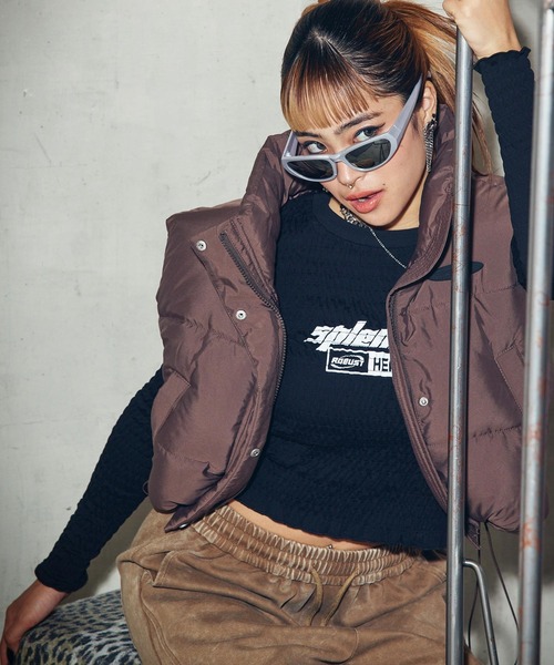 ANAP(アナップ)の「ギャザー シャーリング ロング スリーブ トップス(Tシャツ/カットソー・レディース・ピンク/オフホワイト/ブラック・F)」の4枚目の写真