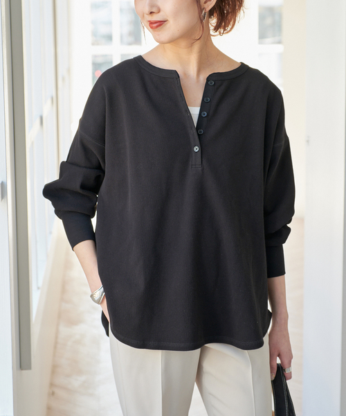 Spick and Span 2枚SETヘンリーネックプルオーバー ブラック WEB限定 / 追加3》2枚SETヘンリーネックプルオーバー（Tシャツ