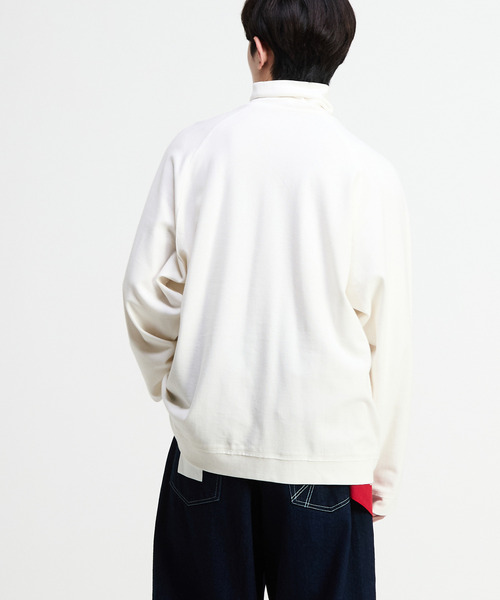 CONVERSE TOKYO(コンバーストウキョウ)の「PIGMENT RIPPLE TURTLE-NECK TEE(Tシャツ/カットソー・メンズ・ホワイト/ライトグレー/ブラック・SMALL/LARGE)」の13枚目の写真