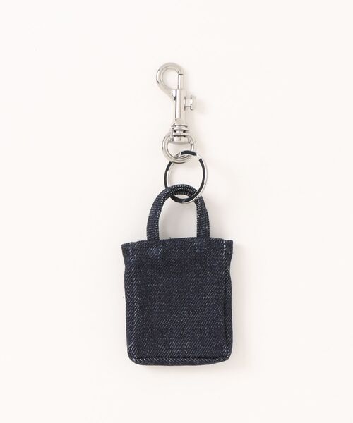 A.P.C.（アーペーセー）の「PORTE-CLEF TOTE LOU（キーケース/キーアクセサリー・レディース・インディゴブルー・ONESIZE）」の2枚目の写真