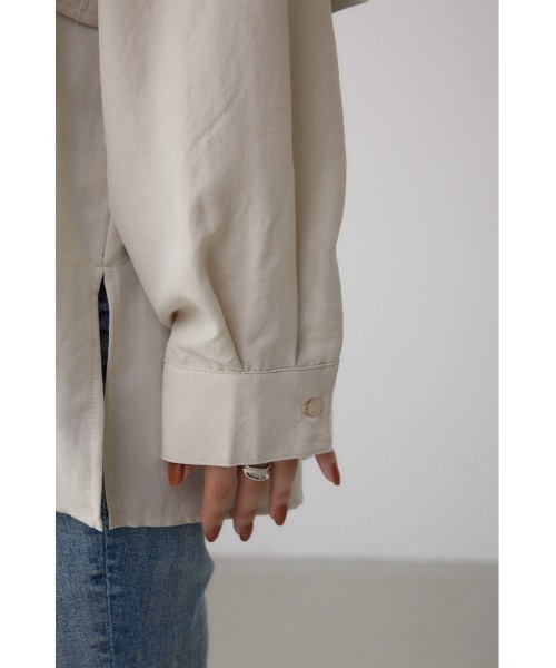 AZUL by moussy(アズールバイマウジー)の「ビスチェレイヤードシャツ(シャツ/ブラウス・レディース・チャコールグレー/キャメル/アイボリー・FREE)」の15枚目の写真