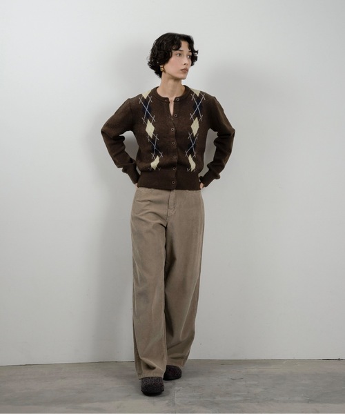 lawgy（ラウジー）の「argyle pattern simple cardigan / アーガイルパターンシンプルカーディガン（カーディガン/ボレロ・レディース・ブラウン/チャコール/グレー・FREE）」の19枚目の写真