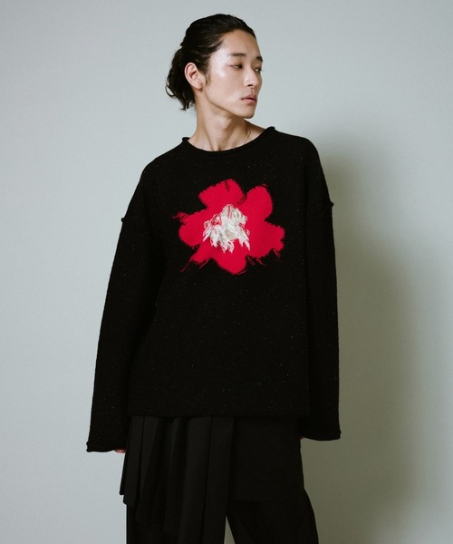 CAMPHOR WOOD（カンファーウッド）の「inside out flower motif nep sweater / インサイドアウトフラワーモチーフネップニット（ニット/セーター・メンズ・ブラック/ネイビー/ベージュ・SMALL/MEDIUM/LARGE）」の2枚目の写真