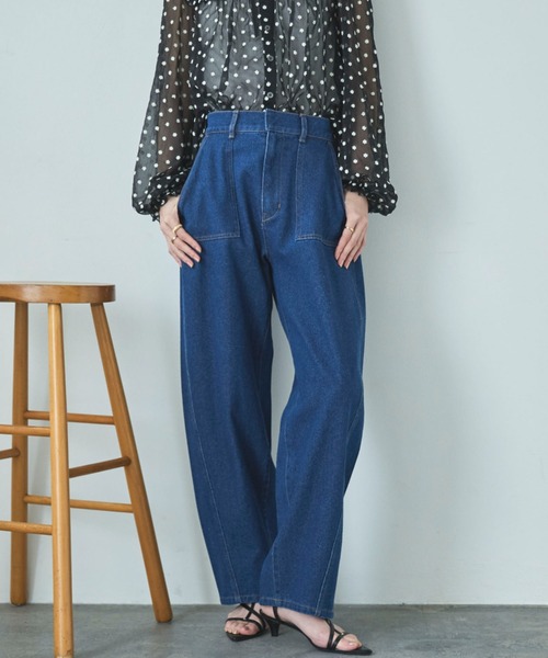 Doux archives(ドゥアルシーヴ)の「カーブベイカーデニムパンツ(デニムパンツ・レディース・ネイビー/サックスブルー・SMALL/MEDIUM)」の1枚目の写真