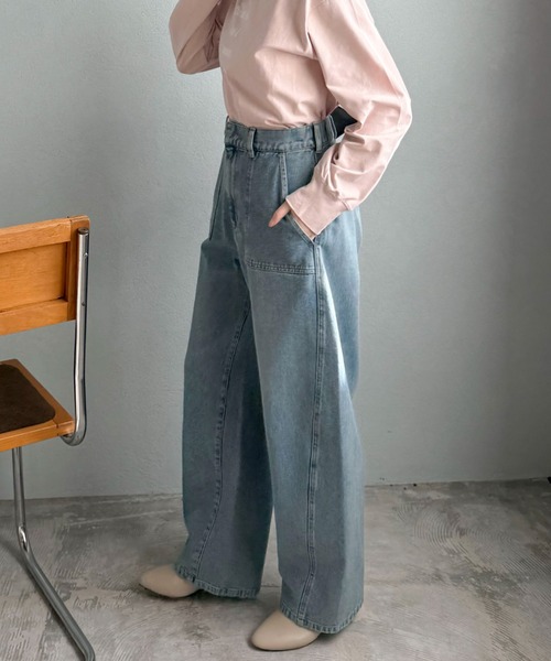 Doux archives(ドゥアルシーヴ)の「カーブベイカーデニムパンツ(デニムパンツ・レディース・ネイビー/サックスブルー・SMALL/MEDIUM)」の2枚目の写真