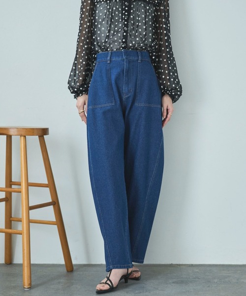 Doux archives(ドゥアルシーヴ)の「カーブベイカーデニムパンツ(デニムパンツ・レディース・ネイビー/サックスブルー・SMALL/MEDIUM)」の13枚目の写真