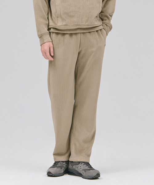 CHASECULT(チェイスカルト)の「男性起毛ストレートパンツ-ベージュ(スウェットパンツ・メンズ・Beige・70/76/86/82)」の4枚目の写真