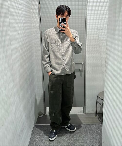 INSILENCE（インサイロンス）の「ガーメントダイ ワークシャツ オリーブ（シャツ/ブラウス・レディース・その他・SMALL/MEDIUM/LARGE）」の5枚目の写真