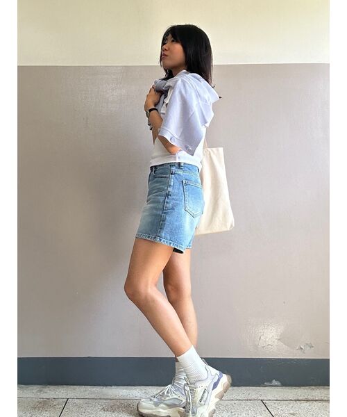 GRAVER（グレーバー）の「[UNISEX]図面サボテン白ロゴバンファルティ_ホワイト（Tシャツ/カットソー・レディース・ホワイト・SMALL/MEDIUM/LARGE/X-LARGE）」の2枚目の写真