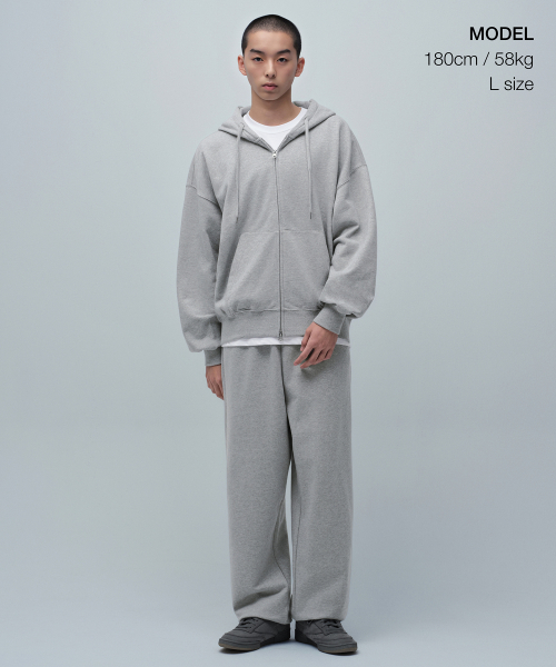 MUSINSA STANDARD（ムシンサスタンダード）の「ワイドスウェットパンツ[ミディアムグレー]（スウェットパンツ・メンズ・その他・SMALL/MEDIUM/LARGE/X-LARGE/XX-LARGE）」の2枚目の写真