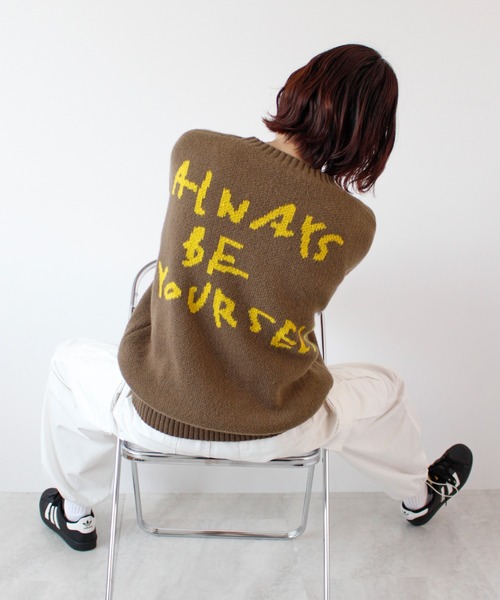 ABYS(アビス)の「バックロゴニットトップス(ニット/セーター・レディース・ネイビー/ブラウン/グレー・FREE)」の11枚目の写真