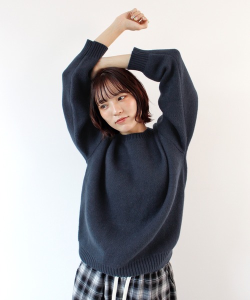 ABYS(アビス)の「バックロゴニットトップス(ニット/セーター・レディース・ネイビー/ブラウン/グレー・FREE)」の21枚目の写真