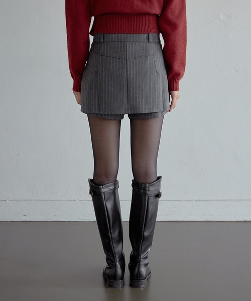 UNE MANSION(ユヌマンション)の「【インナーストライプパンツ付き】バック切り替えデザインストライプスリムパンツミニスカート(スカート・レディース・ブラック/グレー・SMALL/MEDIUM/LARGE)」の13枚目の写真