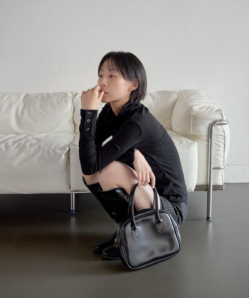 UNE MANSION(ユヌマンション)の「【インナーストライプパンツ付き】バック切り替えデザインストライプスリムパンツミニスカート(スカート・レディース・ブラック/グレー・SMALL/MEDIUM/LARGE)」の9枚目の写真