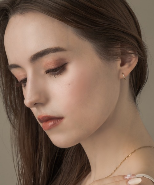 muku（ムク）の「PIERCE/SLIM ZIRCONIALINE（ピアス（両耳用）・レディース・ゴールド/シルバー・10/8）」の5枚目の写真