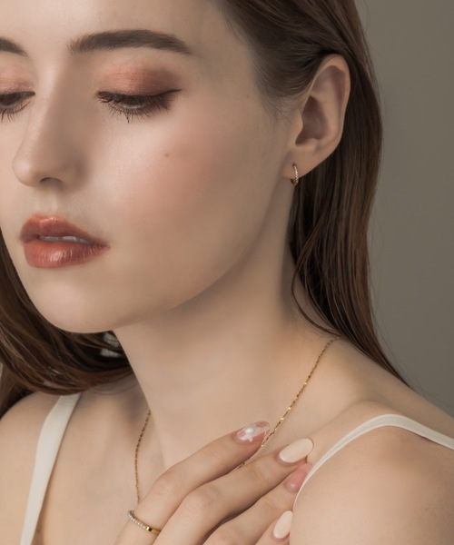 muku（ムク）の「PIERCE/SLIM ZIRCONIALINE（ピアス（両耳用）・レディース・ゴールド/シルバー・10/8）」の8枚目の写真